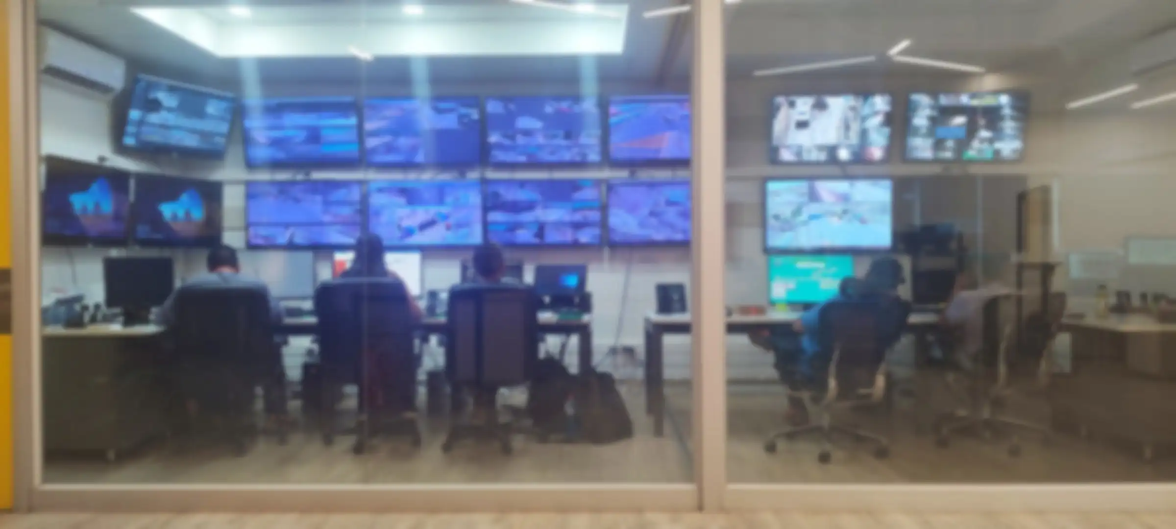 Sala del Centro Control Carretera operada por 2CR, con monitoreo 24/7